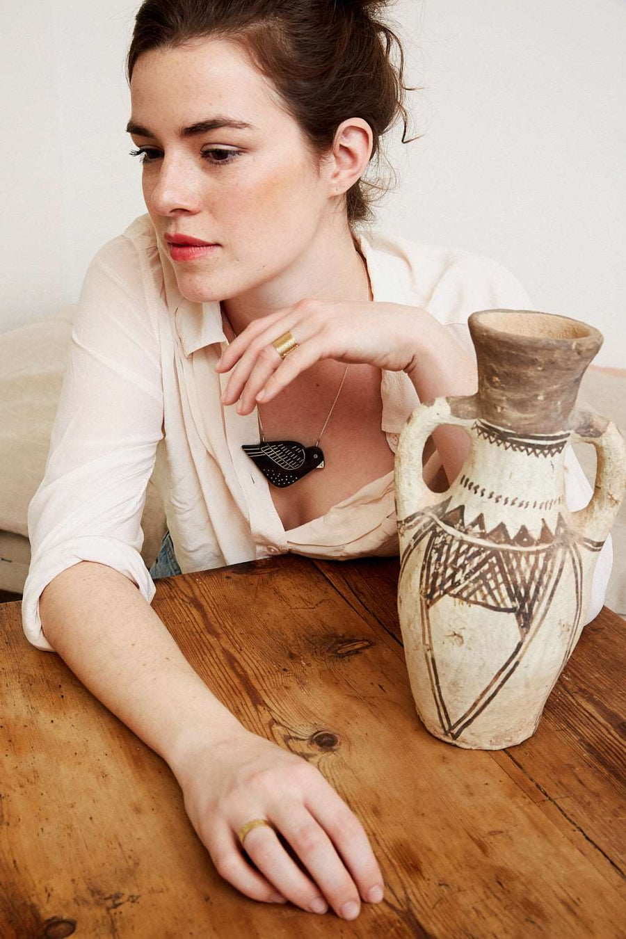 Collier Oiseau Ebène COLLIER ombre claire 